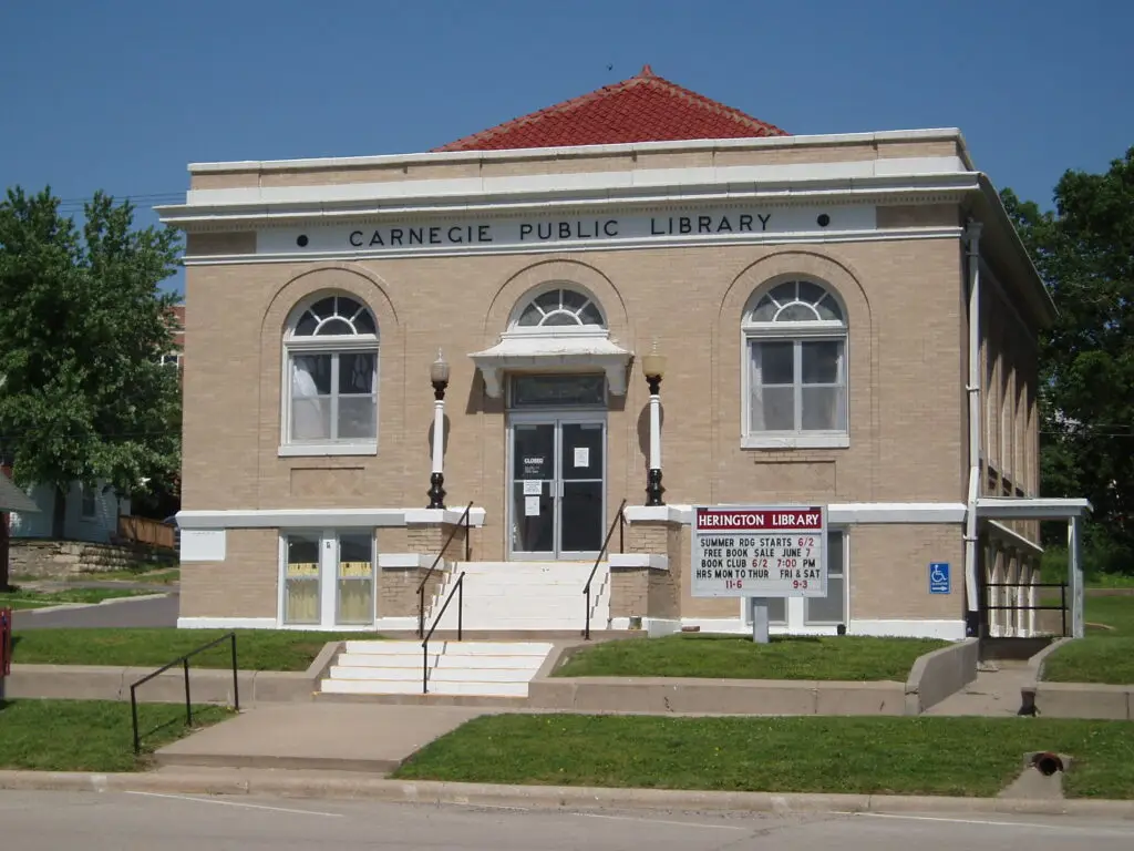 Herington Public Library